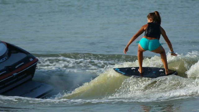 Wakesurf